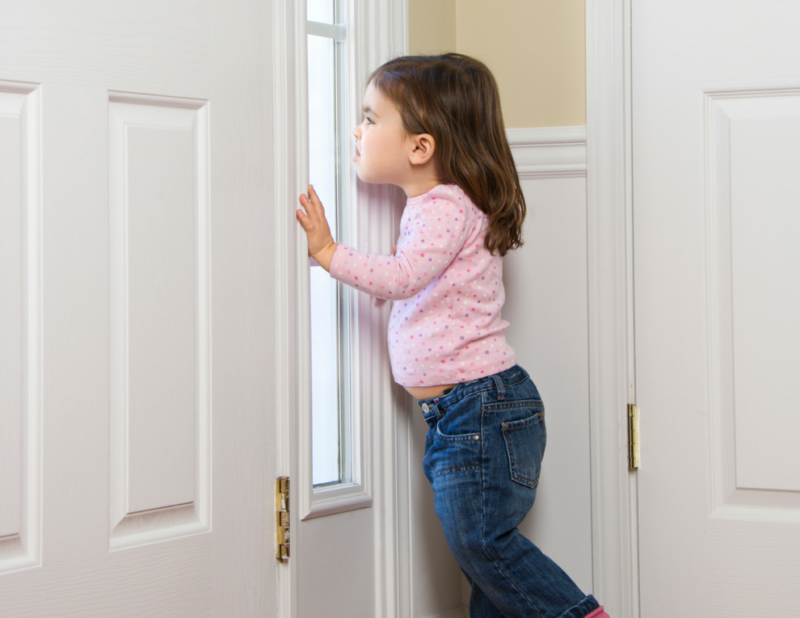 DoorPRO Doorstop - Preventing finger Injuries by keeping the door open